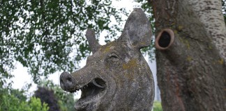 Mein Innerer Schweinehund, Statuenkopf
